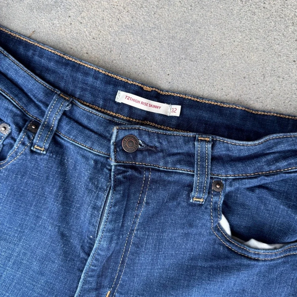 Levi's 721 High‎ Rise Skinny Jeans Dark Wash Women's Size 32